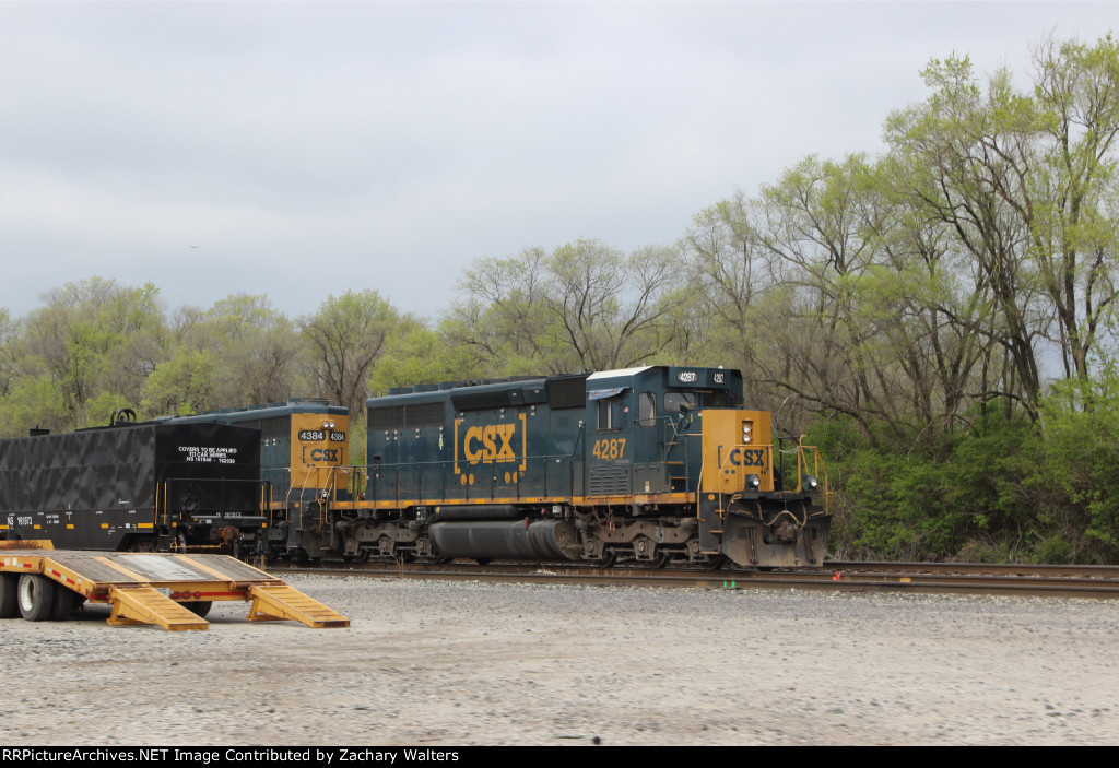 CSX 4287 4384